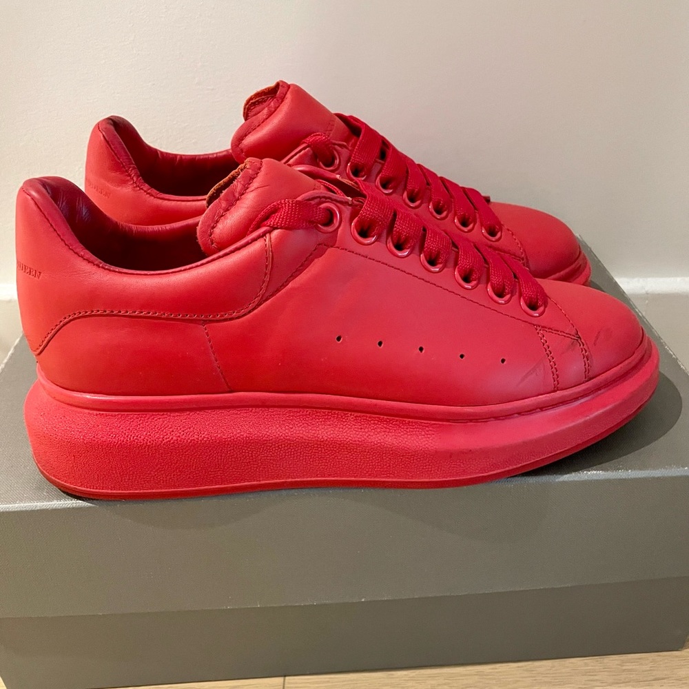 Alexander McQueen Oversized (Triple Red)